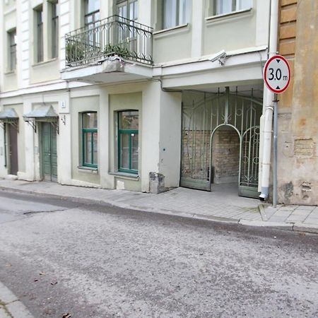 Cozy Apartment In Vilnius Oldtown Exterior foto